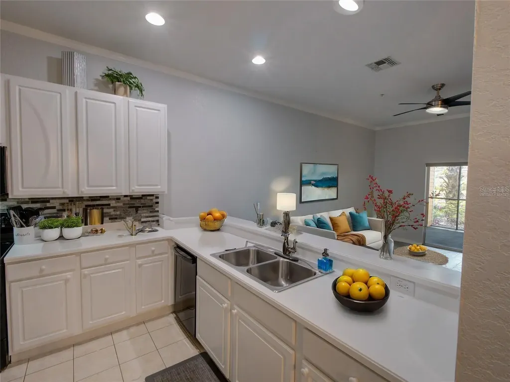 204 New Providence Davenport FL 33897