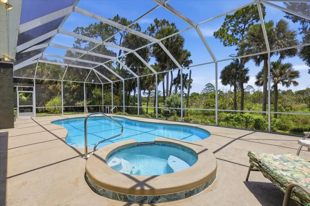 11 Cayuga Court Palm Coast FL 32137