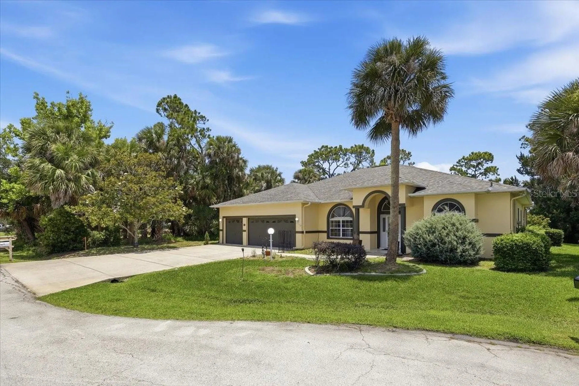 11 Cayuga Court Palm Coast FL 32137