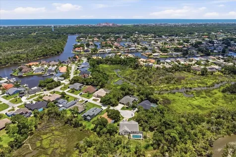 11 Cayuga Court Palm Coast FL 32137