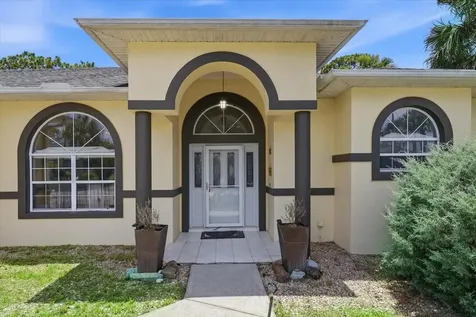 11 Cayuga Court Palm Coast FL 32137