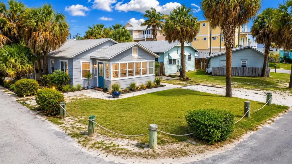 130 90th Avenue Treasure Island FL 33706