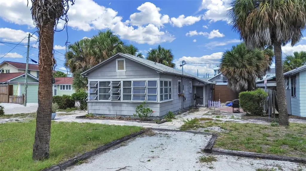 130 90th Avenue Treasure Island FL 33706