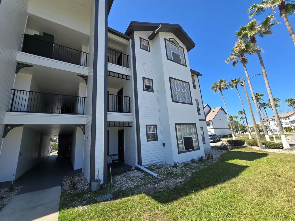 2201 Key West Court Kissimmee FL 34741