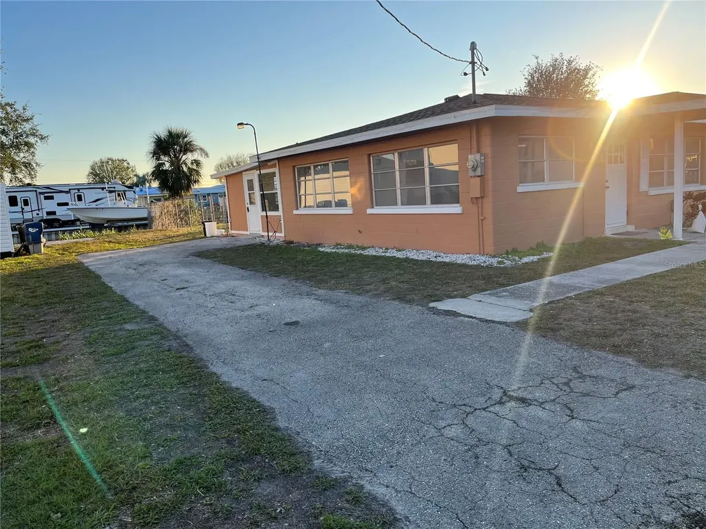 4711 8th Street Court E Ellenton FL 34222