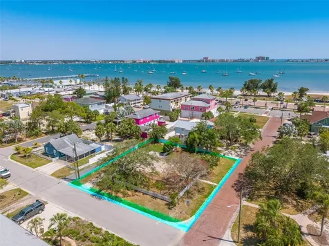 3102 57th Street S Gulfport FL 33707