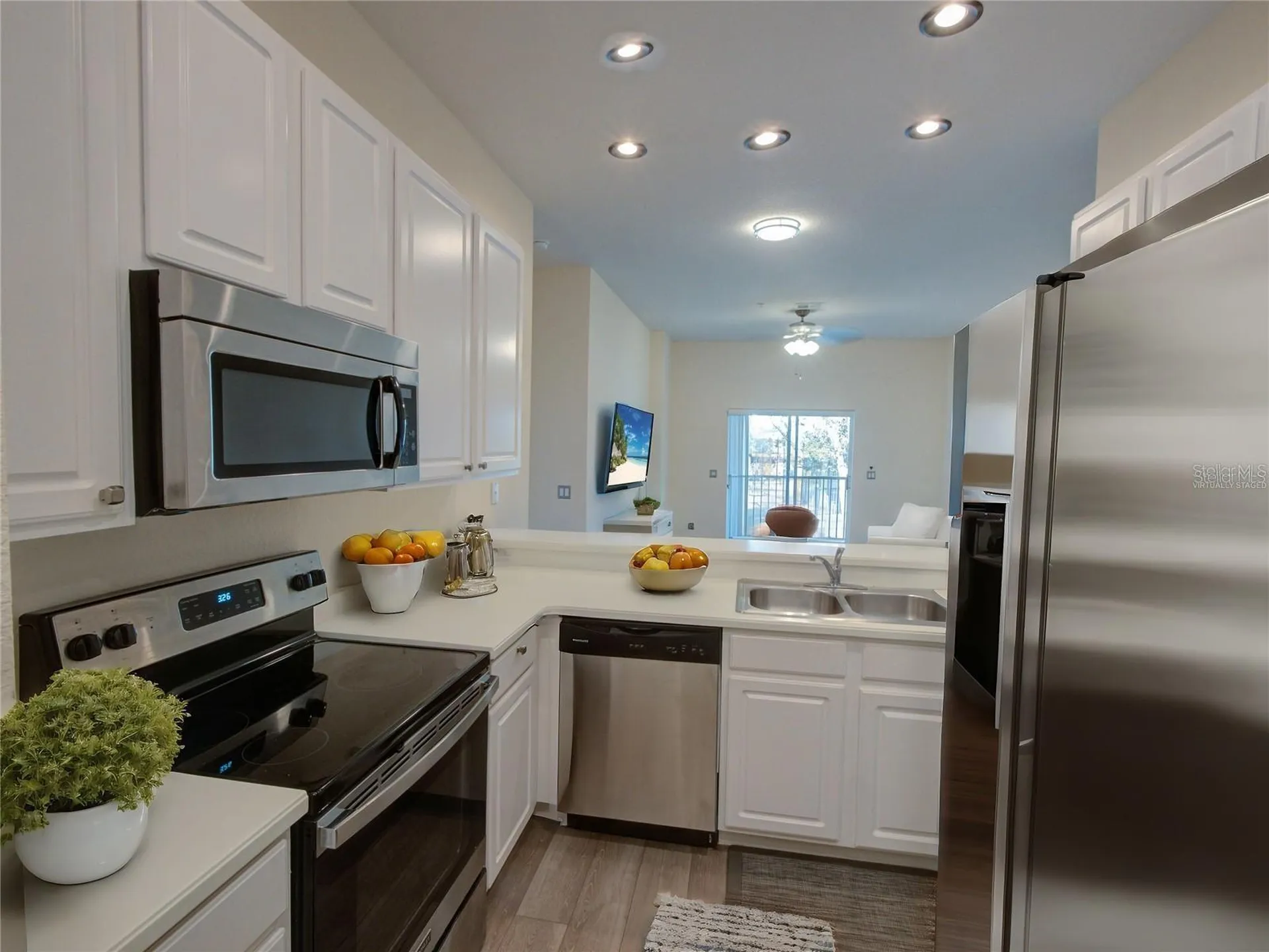 709 Lucaya Loop Davenport FL 33897