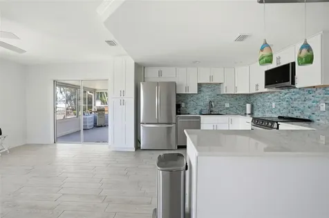 13840 Barnard Avenue Hudson FL 34667