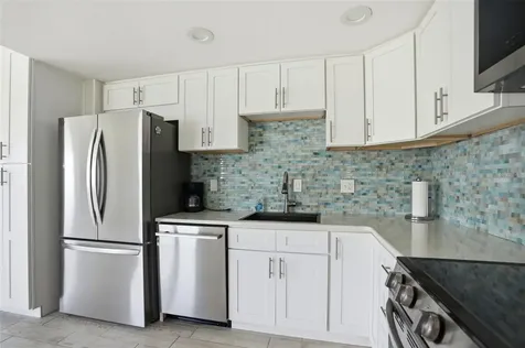 13840 Barnard Avenue Hudson FL 34667
