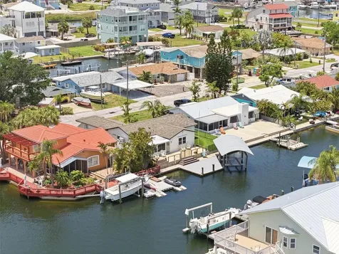 13840 Barnard Avenue Hudson FL 34667