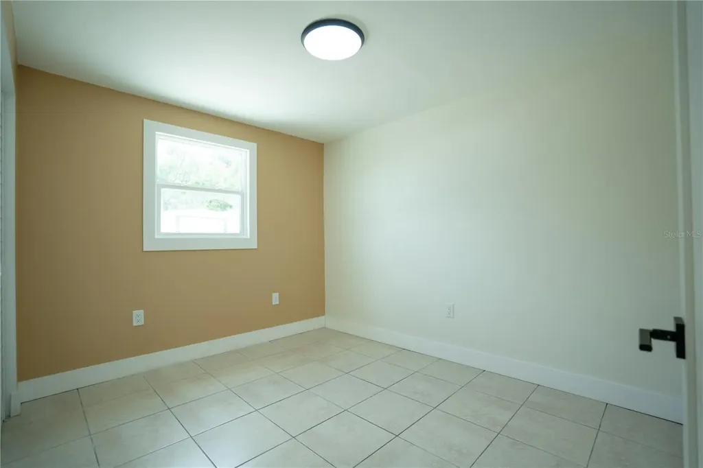 6002 W Clifton Street Tampa FL 33634