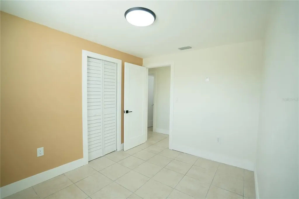 6002 W Clifton Street Tampa FL 33634