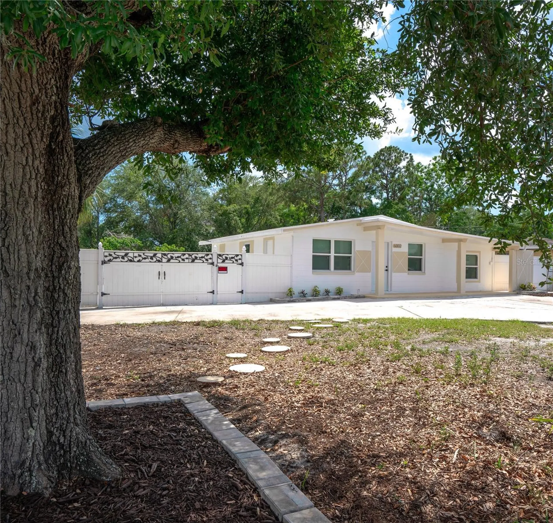 6002 W Clifton Street Tampa FL 33634
