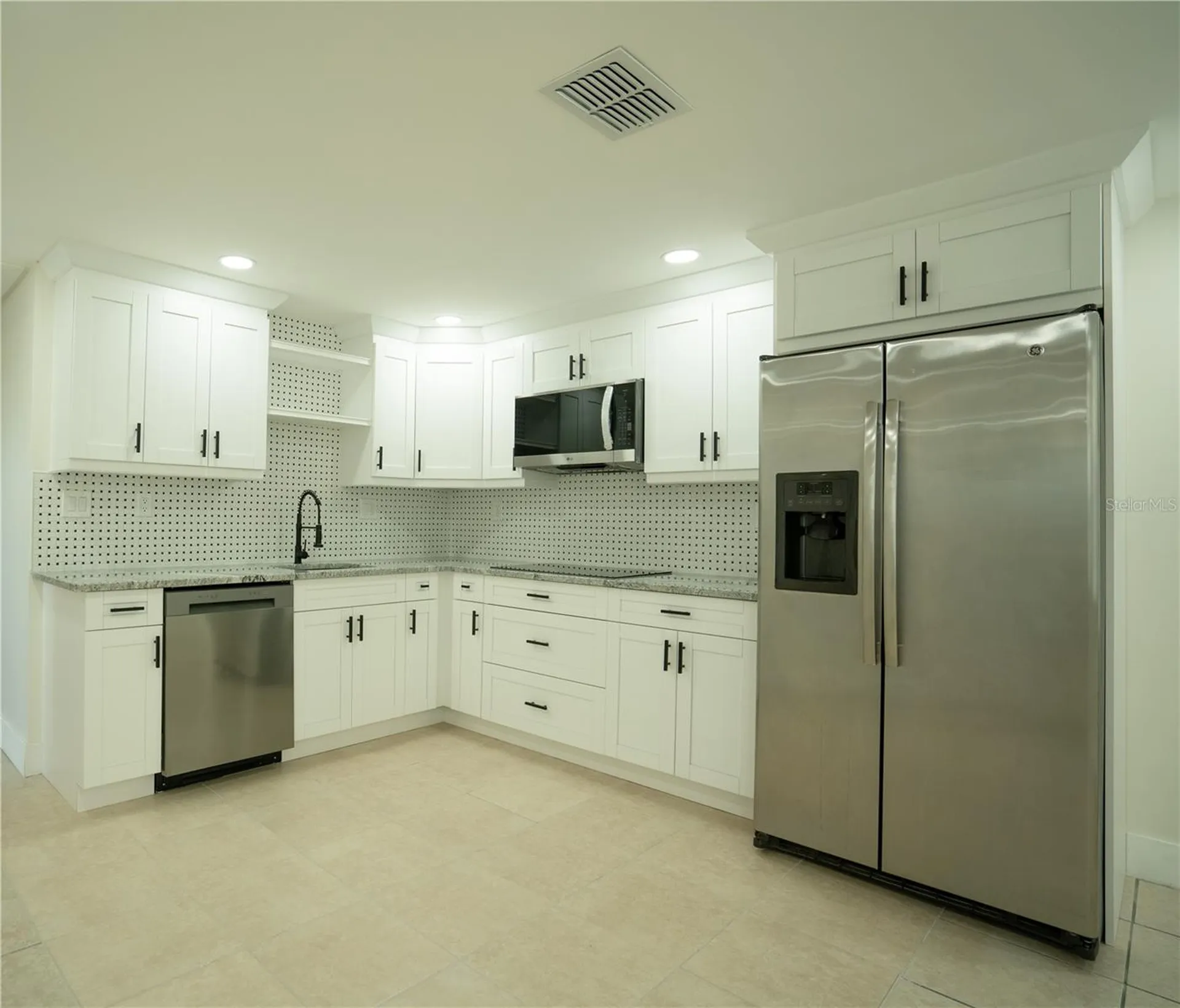 6002 W Clifton Street Tampa FL 33634