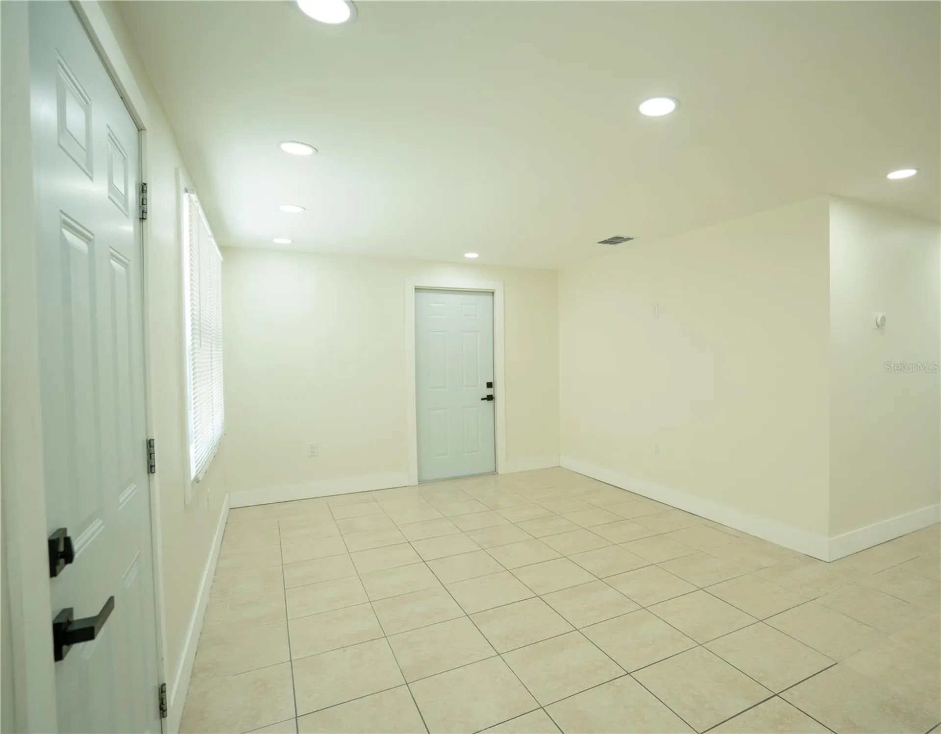 6002 W Clifton Street Tampa FL 33634