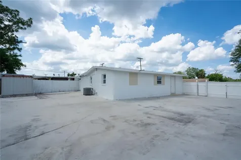 6002 W Clifton Street Tampa FL 33634