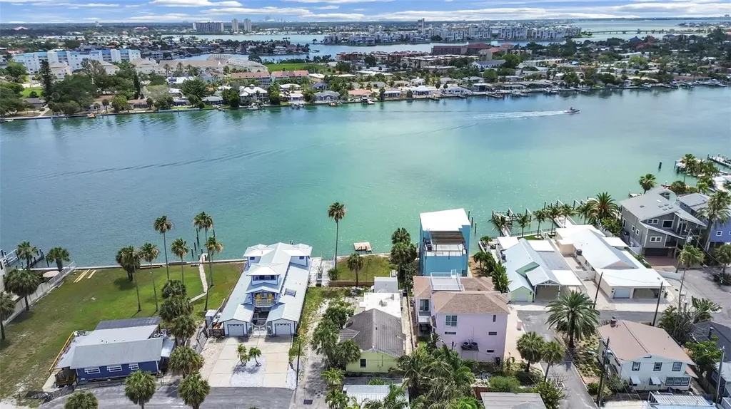 201 90th Avenue Treasure Island FL 33706