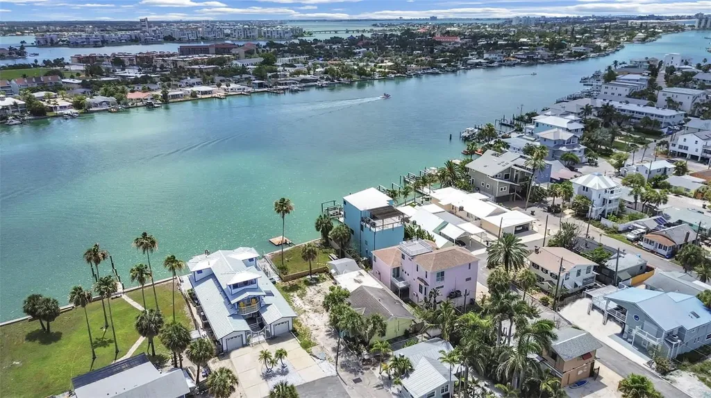 201 90th Avenue Treasure Island FL 33706