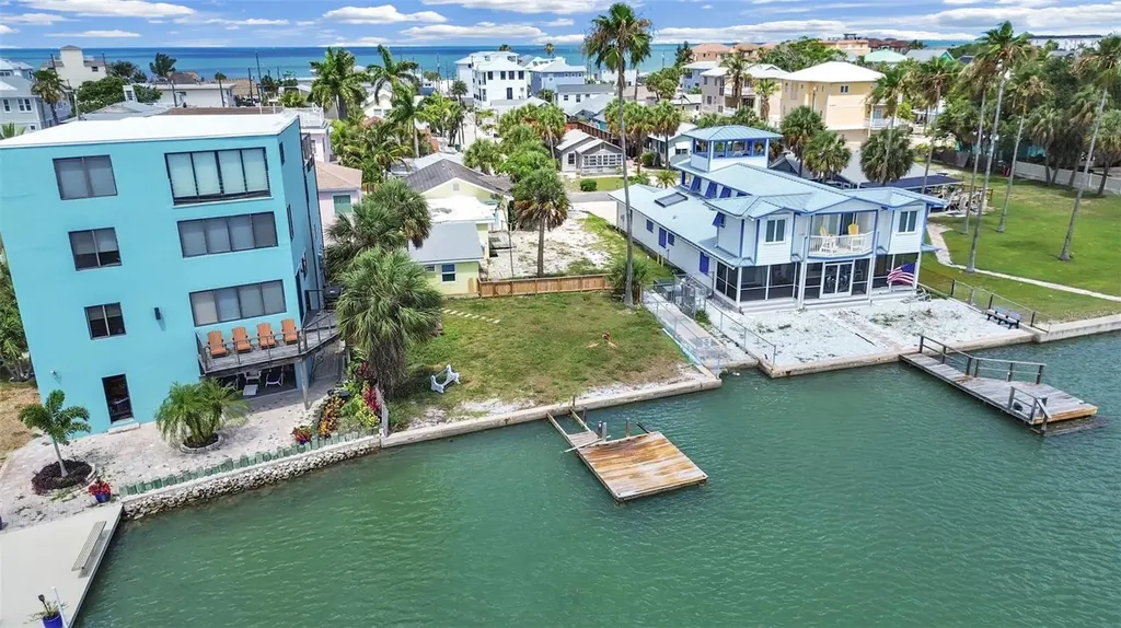 201 90th Avenue Treasure Island FL 33706