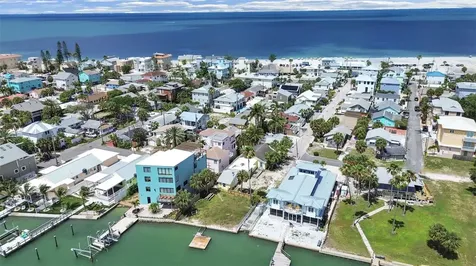 201 90th Avenue Treasure Island FL 33706