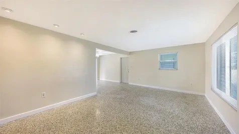 2542 Tulip Street Sarasota FL 34239