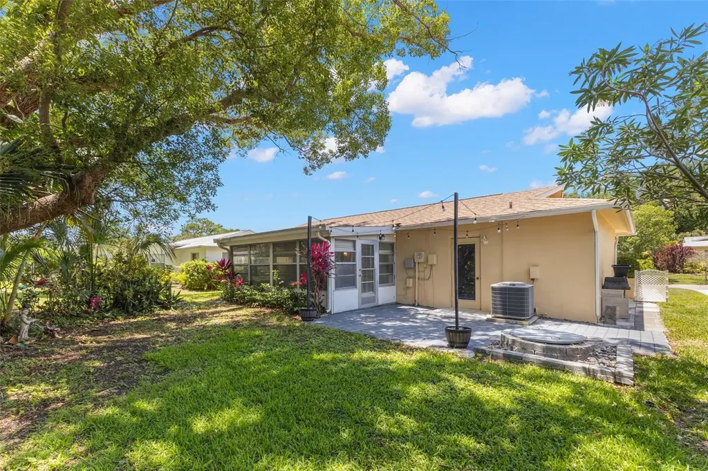 2954 Curling Court Palm Harbor FL 34684