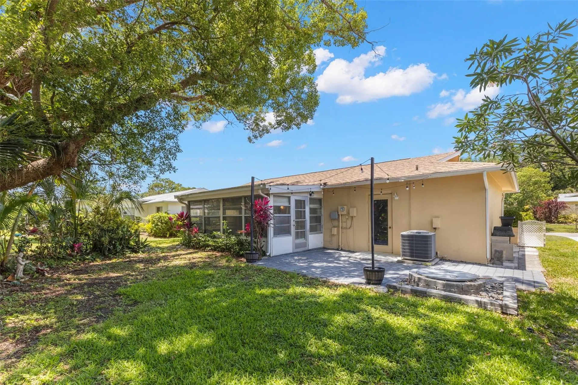 2954 Curling Court Palm Harbor FL 34684
