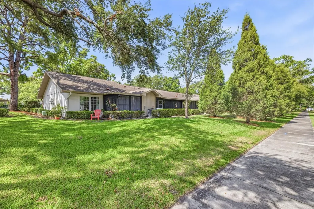 1128 Tarridon Court Dunedin FL 34698