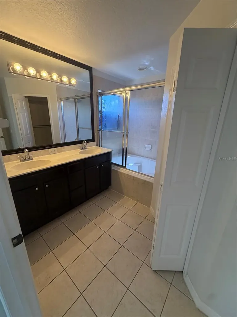 4048 Viosca Place Orlando FL 32837
