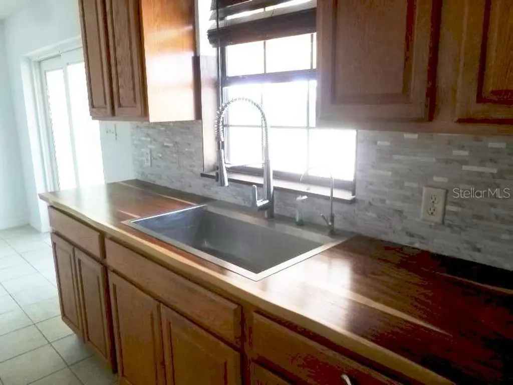 509 Walter Avenue Frostproof FL 33843