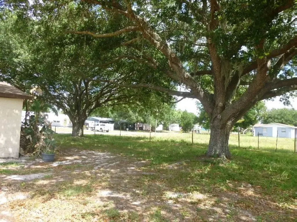 509 Walter Avenue Frostproof FL 33843