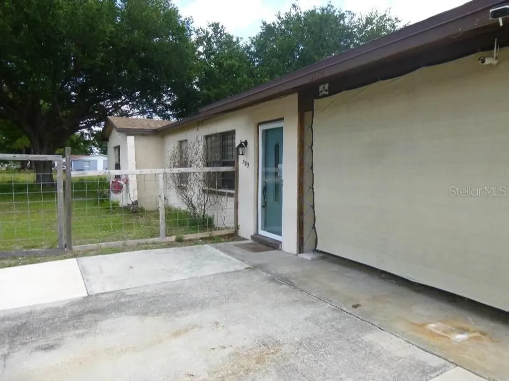 509 Walter Avenue Frostproof FL 33843