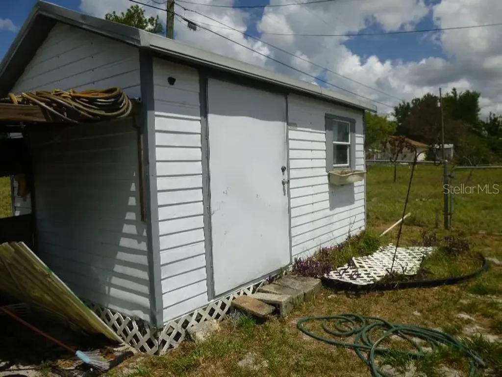 528 Central Avenue Frostproof FL 33843