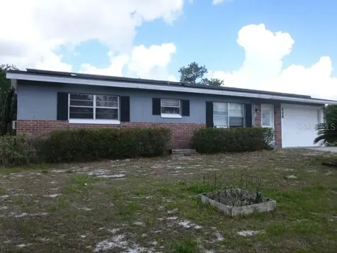 528 Central Avenue Frostproof FL 33843