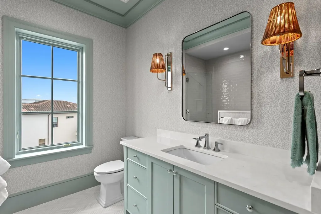 16 Sandpiper Road Tampa FL 33609