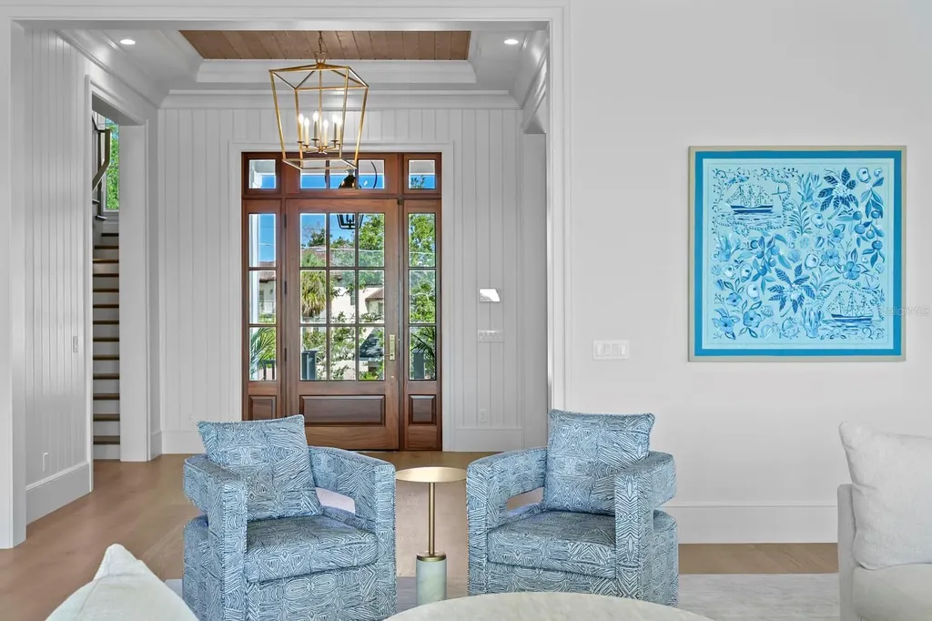 16 Sandpiper Road Tampa FL 33609