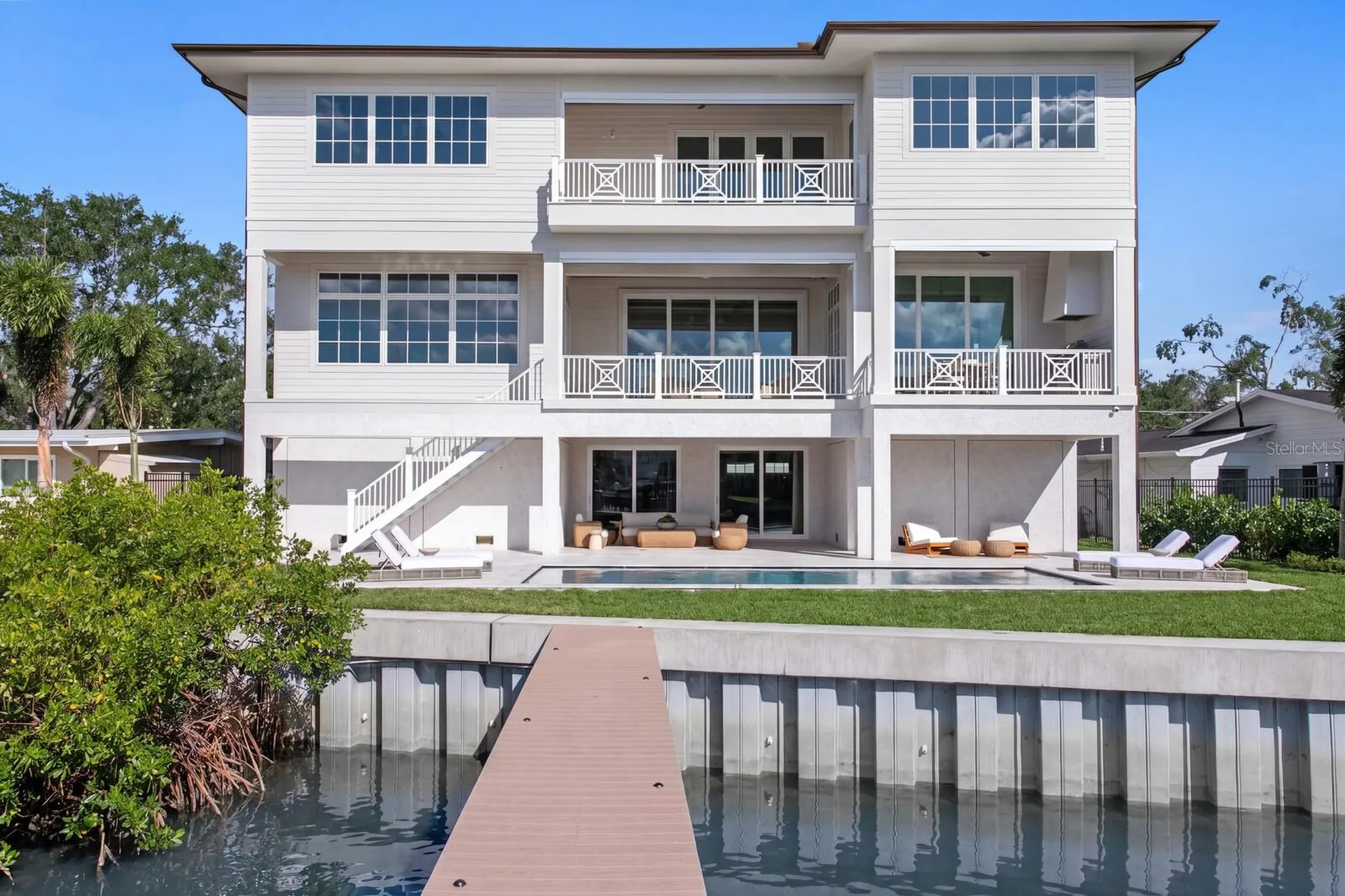 16 Sandpiper Road Tampa FL 33609