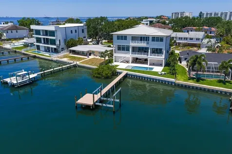 16 Sandpiper Road Tampa FL 33609
