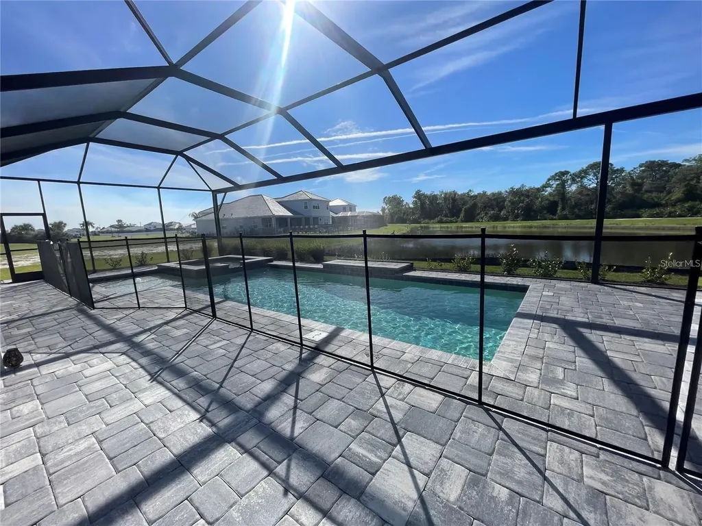 2507 Star Apple Way Sarasota FL 34240