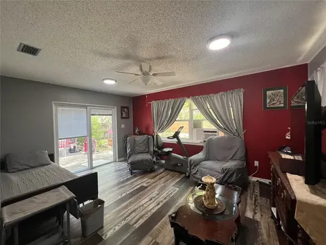 220 NE 11th Street Crystal River FL 34428