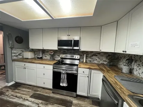 220 NE 11th Street Crystal River FL 34428