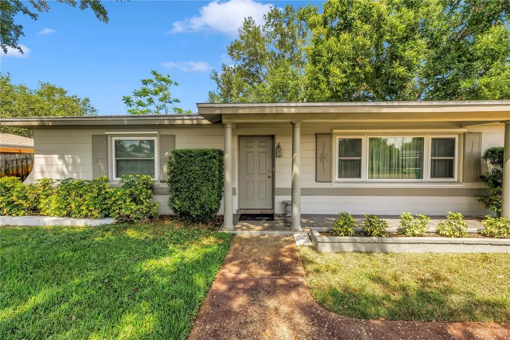 4334 61st Lane N Kenneth City FL 33709