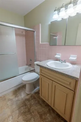 4334 61st Lane N Kenneth City FL 33709