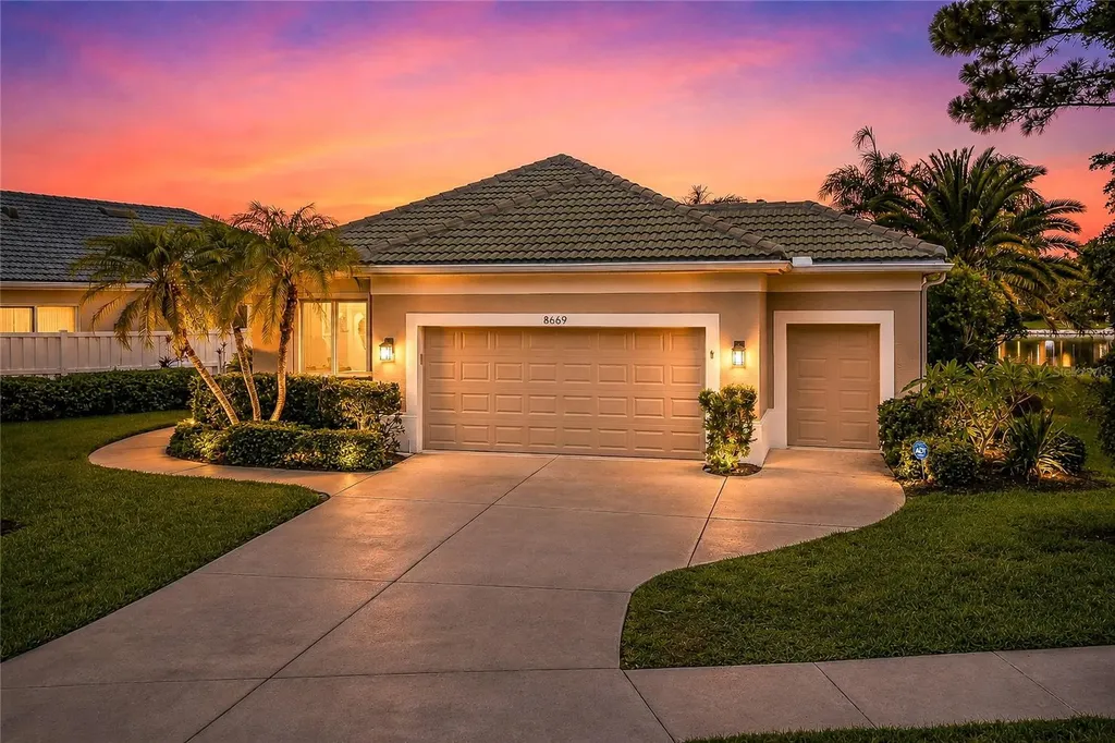 8669 54th Avenue Circle E Bradenton FL 34211