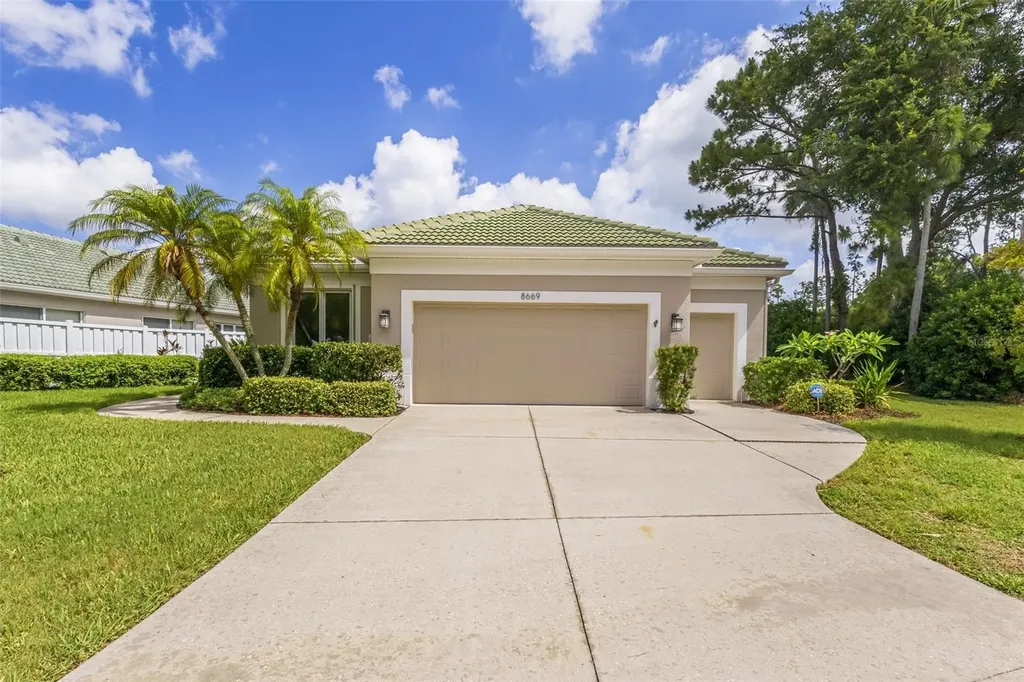 8669 54th Avenue Circle E Bradenton FL 34211