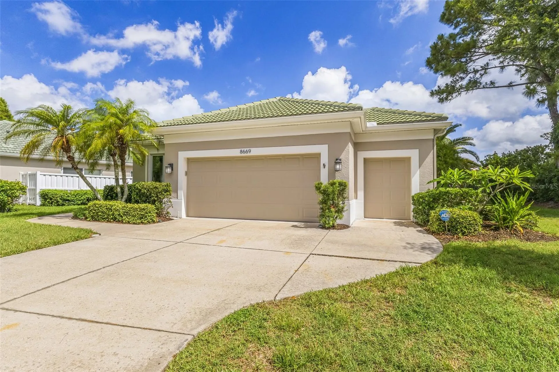 8669 54th Avenue Circle E Bradenton FL 34211