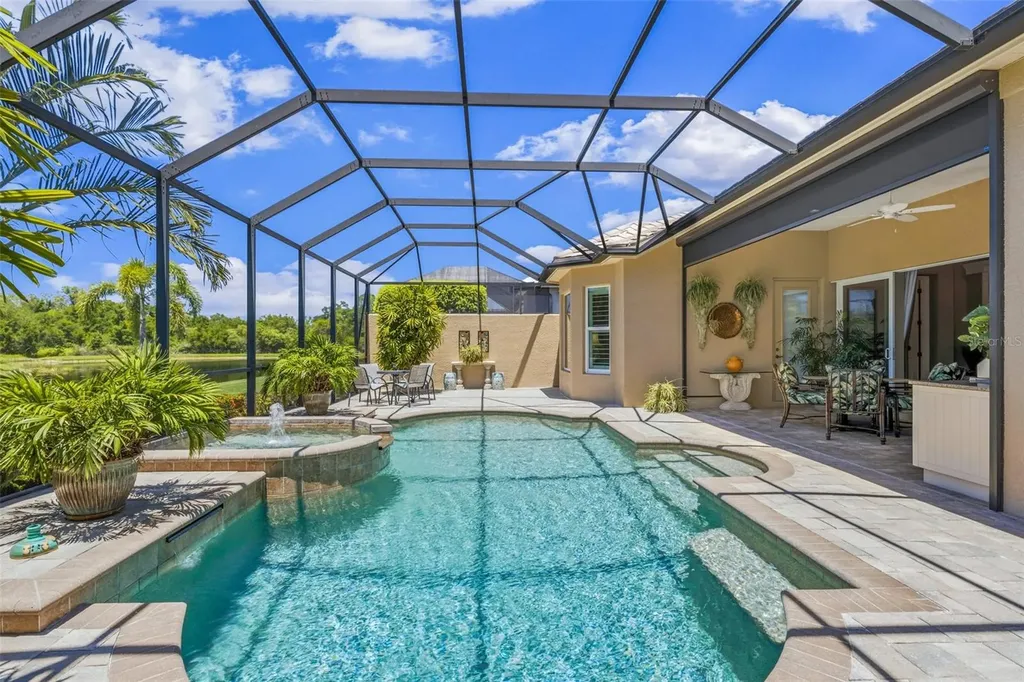 5010 Tobermory Way Bradenton FL 34211