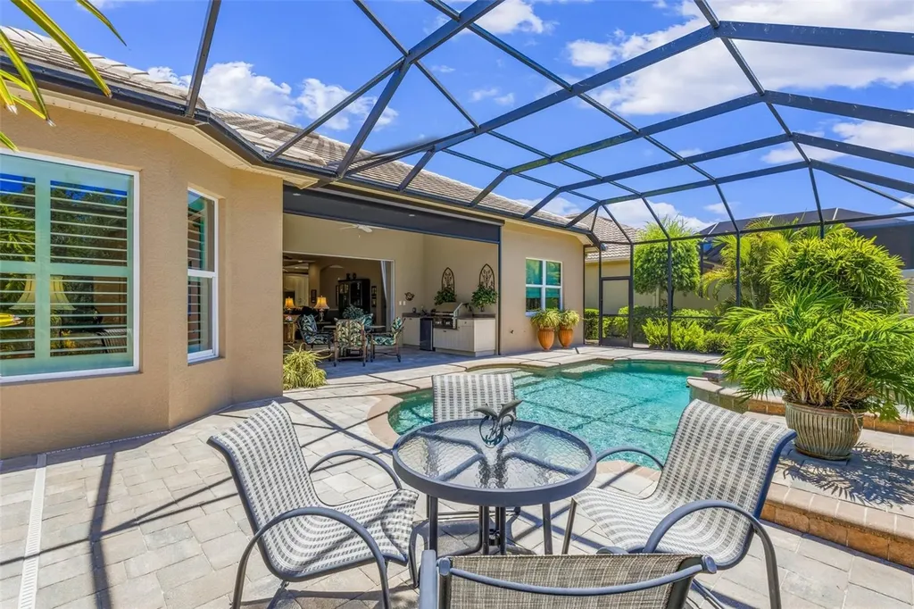 5010 Tobermory Way Bradenton FL 34211