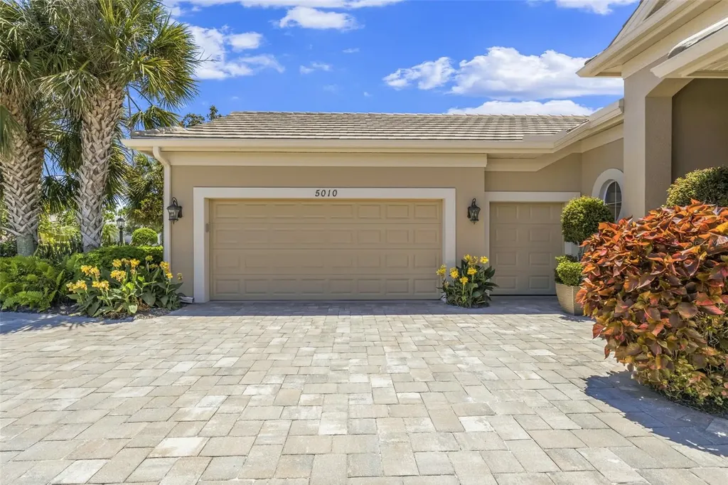 5010 Tobermory Way Bradenton FL 34211