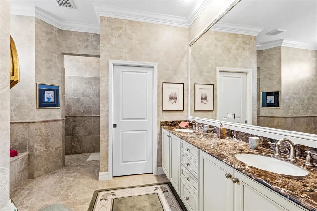 5010 Tobermory Way Bradenton FL 34211